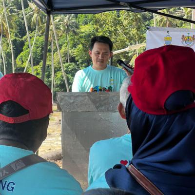 Program Pembersihan Pantai Beach Clean Up 6