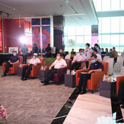 Pelancaran Hello Market Setia Fontaines 3