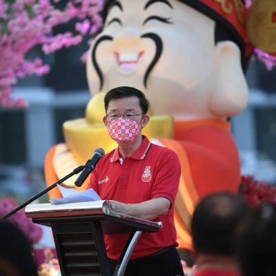 Perasmian Pondok Warisan Dan Nyalaan Tanglung Di Iconic Point 10