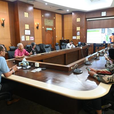 Program Penanda Aras Inisiatif Sekolah Hijau Lawatan Kolabo 8