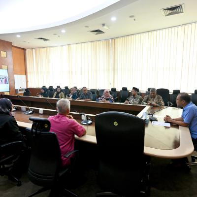Program Penanda Aras Inisiatif Sekolah Hijau Lawatan Kolabo