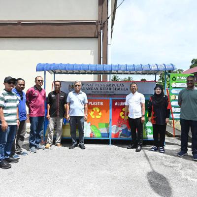 MAJLIS PERASMIAN PROGRAM MBSP SANTUNI KOMUNITI MADANI DAN PENYERAHAN SANGKAR KITAR SEMULA