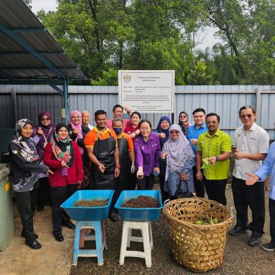 Lawatan Aktiviti Kompos Di Depoh Inderawasih 8