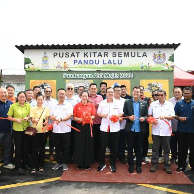 MAJLIS PERASMIAN PUSAT KITAR SEMULA DEWAN KOMUNITI TAMAN CENGAL