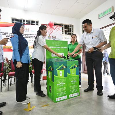 Majlis Pelancaran Pertandingan Pengumpulan Barang Elektrik 5