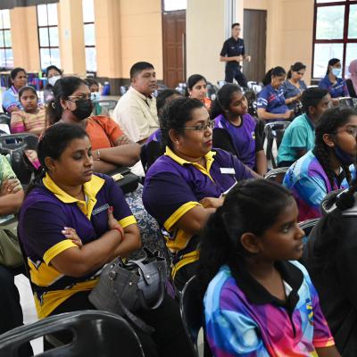 Majlis Penyampaian Hadiah Seni Kolam Berasaskan Barangan Kitar Semula 8
