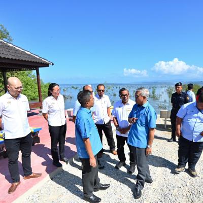 Majlis Penyerahan Kerusi Batu Rekreasi Di Dataran Kuala Haji Ibrahim Sungai Acheh 4